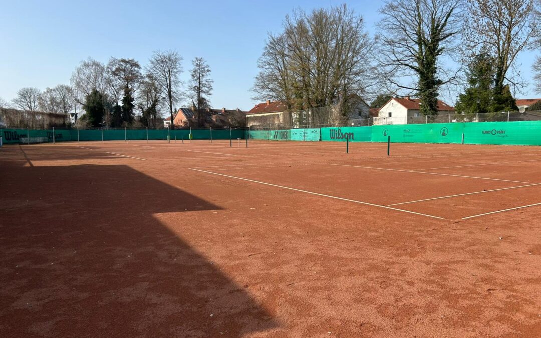 Ascheplätze der Tennisanlage des TV Rot-Weiß Bönen in Bönen